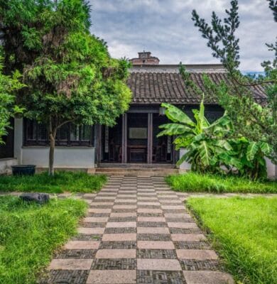 china-old-garden_1127-3660